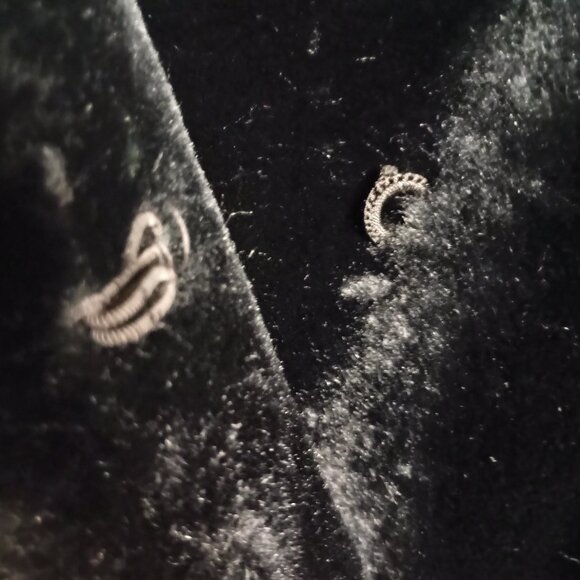 1940's Style- Black Velvety Winter Coat- Size Medium - Picture 6 of 11